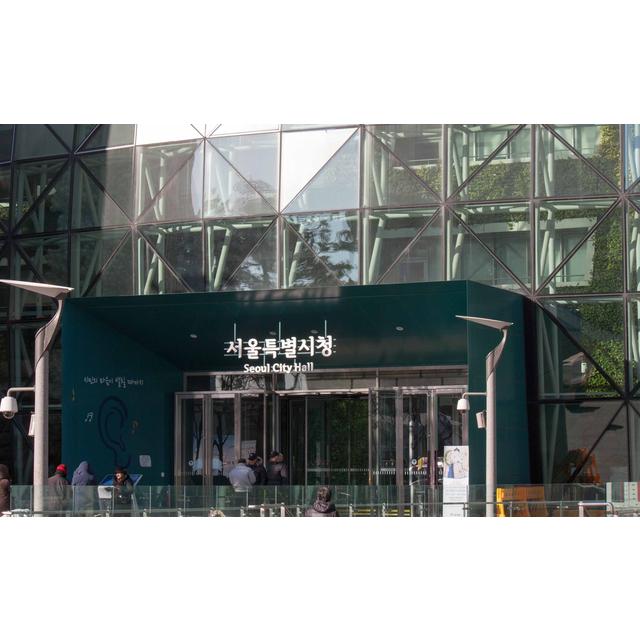 서울특별시 공익변호사 위촉 : 조홍 변호사, 성병학 변호사